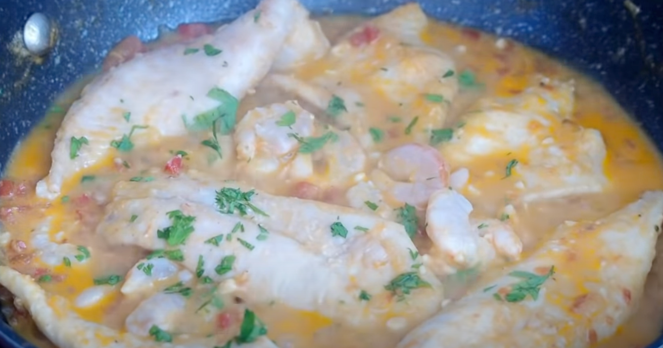 FILETE DE PESCADO EN SALSA